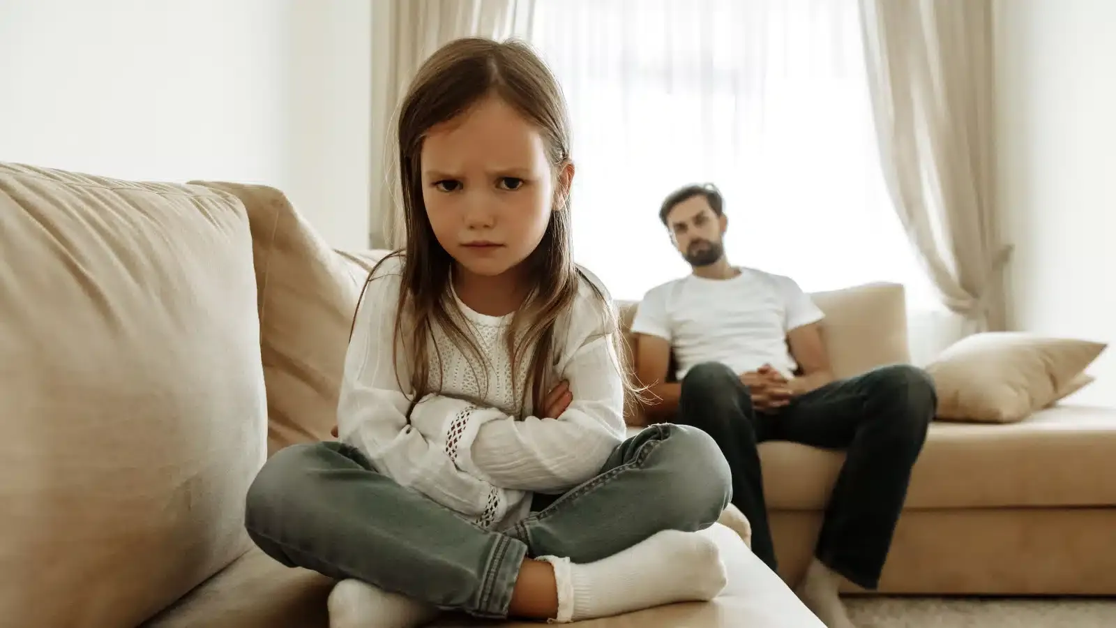 Separazione e divorzio: l’alienazione parentale subito dal figlio da parte del genitore.