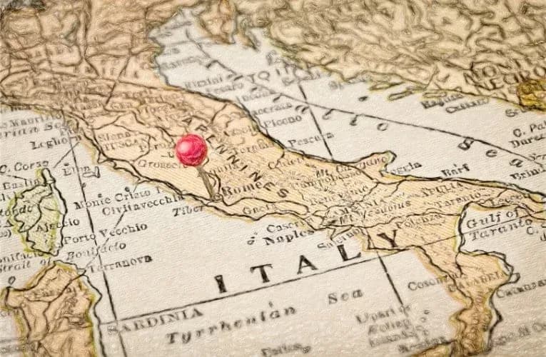 Divorzio. La sentenza della Corte di Cassazione sul trasferimento della moglie con i figli, lontano dal marito.