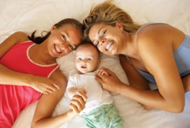 Corte Appello: in Italia un bambino può avere solo una madre, non due.