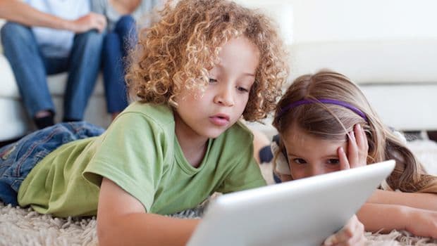 Il diritto di visita del genitore, anche a distanza.