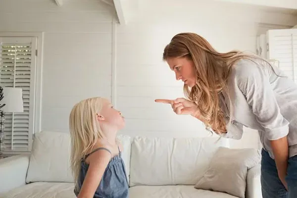 L’epidemia del rifiuto genitoriale: rapporto genitore/figlio.