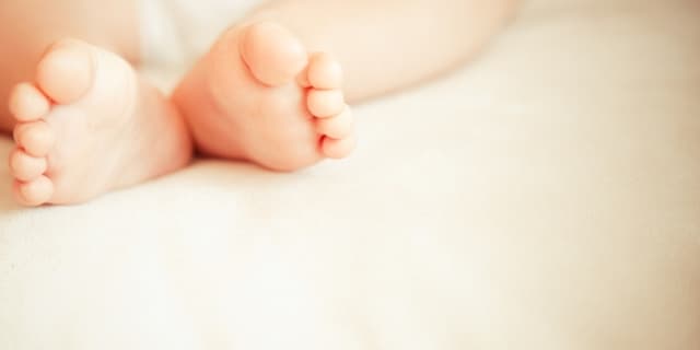 Origini del figlio: il diritto di una madre a rimanere nell’anonimato.