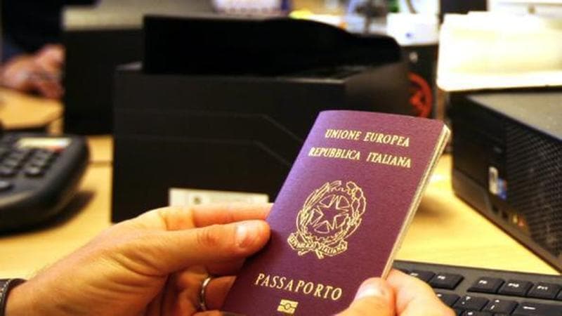 Passaporto figlio minore: la nuova disciplina per il genitore