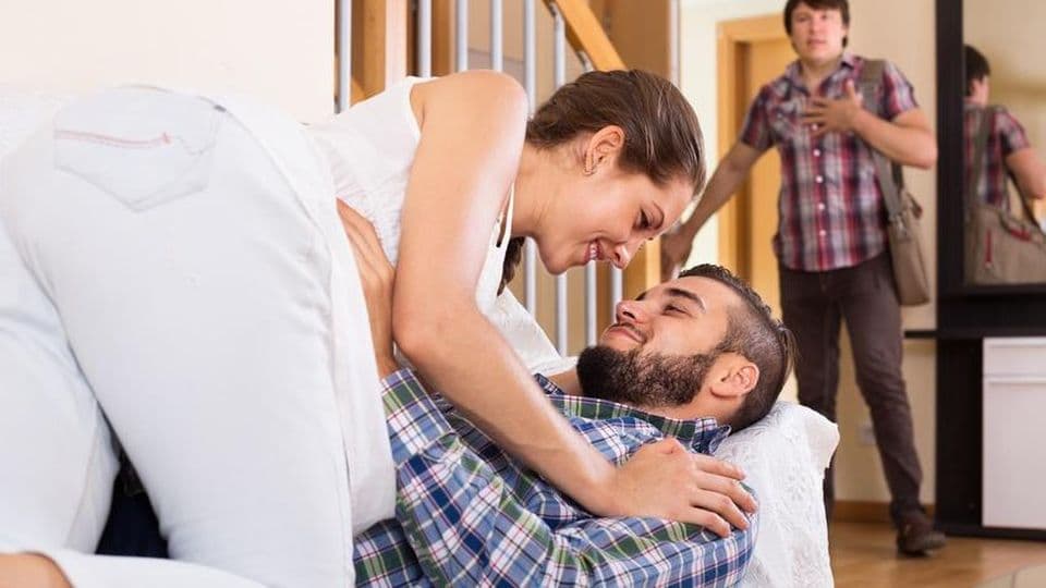 Nuova relazione? Revoca assegno di mantenimento di separazione e dell’assegno divorzile.